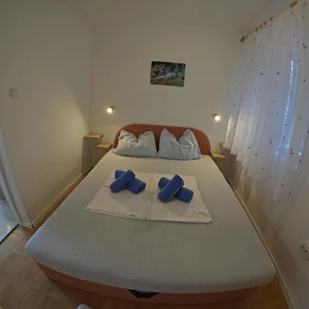 Jadran Apartmani Drage Exterior photo